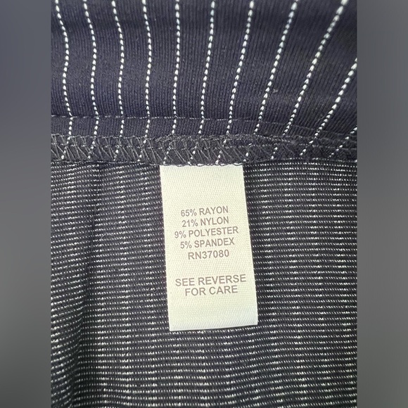 Cato‎ Women’s Navy Blue Stripe Pencil Skirt Size 8 NWT - Picture 5 of 8